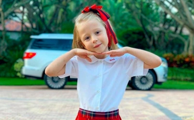 Лайк Настя подписала контракт с Disney: 12-летняя россиянка преодолела тяжелый диагноз и снимет сериал