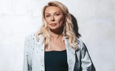 Хирург разоблачила секрет вечной молодости Татьяны Овсиенко: певица отрицает пластику