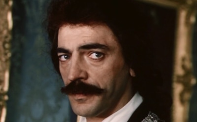 Михаил Боярский в образе Бенжамена де Брильи в фильме «Гардемарины, вперед!»