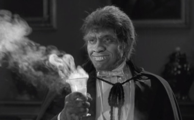 Фредрик Марч в образе мистера Хайда в фильме «Доктор Джекил и мистер Хайд»