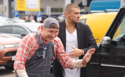 Алексей Кривеня в образе Ромы в сериале «Галя, у нас отмена!»