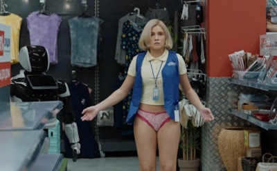 Дарья Петриченко в образе Аси в сериале «Галя, у нас отмена!»