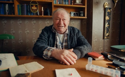 Юрий Кузнецов в образе Василия Самсонова в сериале «Тетя Марта»