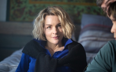 Дарья Урсуляк в образе Зои в сериале «Неукротимая Неупокоева»