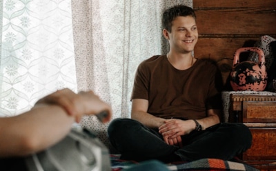 Влад Коноплев в образе Фила в сериале «Отмороженные»