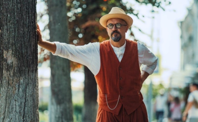 Егор Дружинин в образе Бориса в сериале «Вампиры средней полосы»