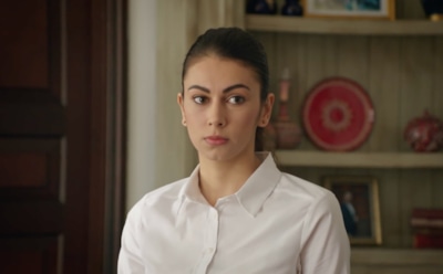 Бусе Бедир в образе Гюль