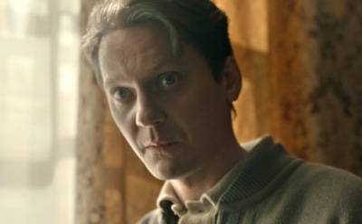 Сергей Яценюк в образе Сгибнева в сериале «Страх над Невой»