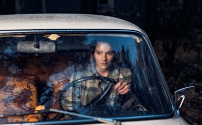 Дарья Урсуляк в образе Светланы в сериале «ГДР»