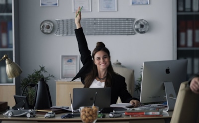 Ангелина Стречина в образе Иры в сериале «Сестры»