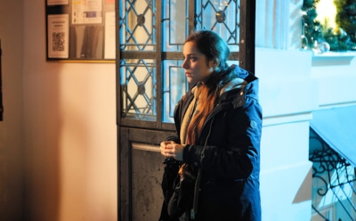 Милана Бру в образе Марины в сериале «Курьеры»