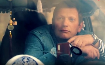 Олег Андреев в образе Федора в сериале «Загляни ему в голову»