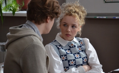 Анастасия Талызина в образе Оли в фильме «Я делаю шаг»