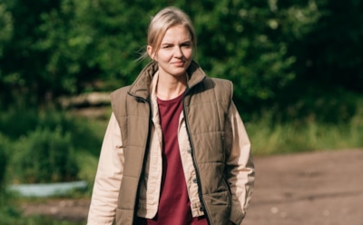 Любовь Виролайнен в образе Насти в сериале «Зовите Ермолова!