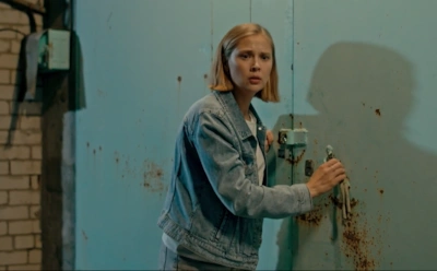 Виктория Романенко в образе Марины в сериале «Акушер»