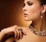 Как выбрать украшения в подарок девушке