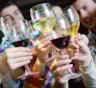"Пить полезнее, чем не пить": полный отказ от алкоголя смертельно опасен