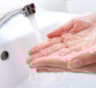 "Зарядка для мозга": мытье рук избавляет от навязчивых мыслей