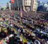 В Москве тысячи мусульман совершили намаз по случаю Ураза-байрама