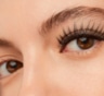 Взгляд мечты: как укрепить и удлинить натуральные ресницы — советы по питанию и уходу