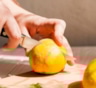 Лимон и бытовые вопросы: универсальный помощник для кухни, здоровья и дома — советы и лайфхаки