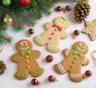 Имбирные человечки: рецепт с ароматными специями и яркой глазурью — праздничное печенье