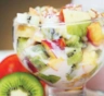 Сочный фруктовый микс — не хуже десерта: этот салат любой жаркий день раскрасит нотками восхитительной свежести
