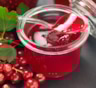 Открыли баночку желе — и никакие морозы не страшны: эта заготовка из красной смородины подарит вам уют зимой