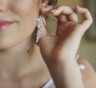 Как выбрать серьги и не испортить образ: подбираем модель под лицо, форму ушей и стиль