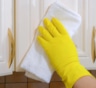 Как отмыть старый жир на кухонных шкафах: неожиданный тандем чистоты — средства, которые всегда под рукой
