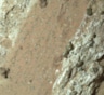 На Марсе нашли «узор леопарда»: что скрывают странные пятна на камне в кратере Езеро
