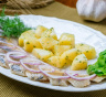 Эта дешевая рыба полезнее красного мяса: почему пожилым советуют есть селедку почти каждый день