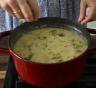 Не вздумайте выливать пересоленный суп: 3 способа смягчить вкус и избежать кулинарного позора
