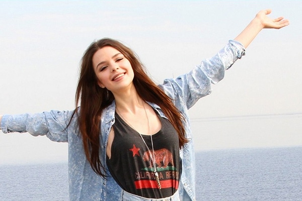 Видео Мария Вей