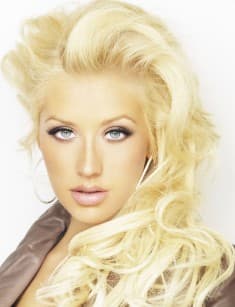 Christina Aguilera - biography, photo, age, height, personal life, news ...