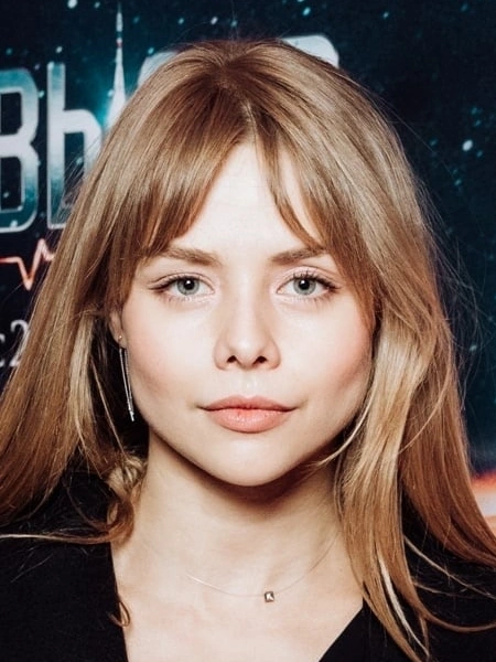 Ayolning dosti bilan shaxsiy ruscha jinsiy aloqa video