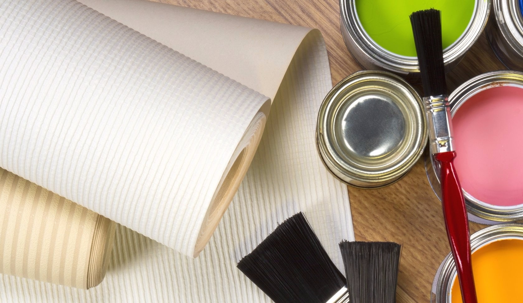 Покраска стен или обои — что выбрать: плюсы и минусы покрытий — эти 4 критерия помогут вам определиться
