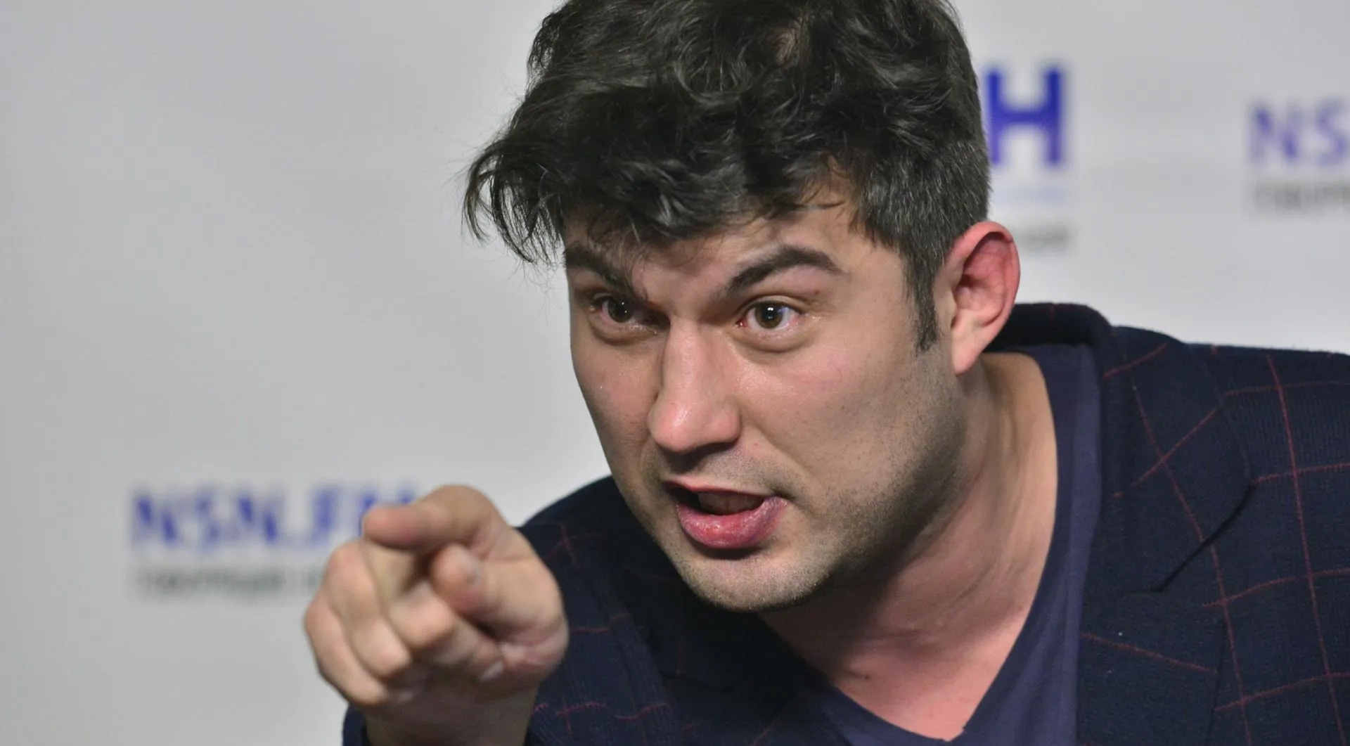 Алибасов-младший бросил ослепшую жену и забрал ребенка: "Она разнесла полквартиры"