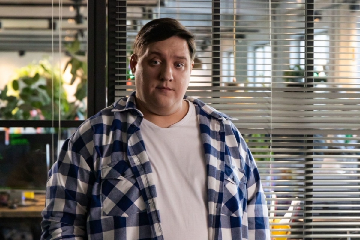 Сериал «Большой человек»: актеры и роли