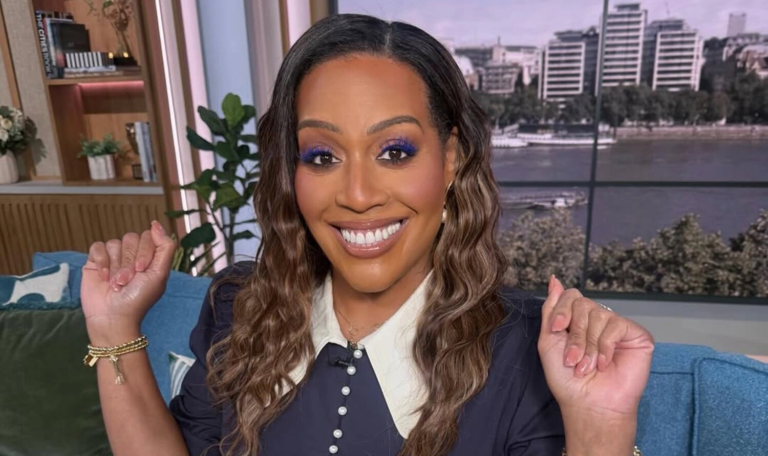 Теледива Элисон Хаммонд подтвердила роман с русским массажистом-манекенщиком