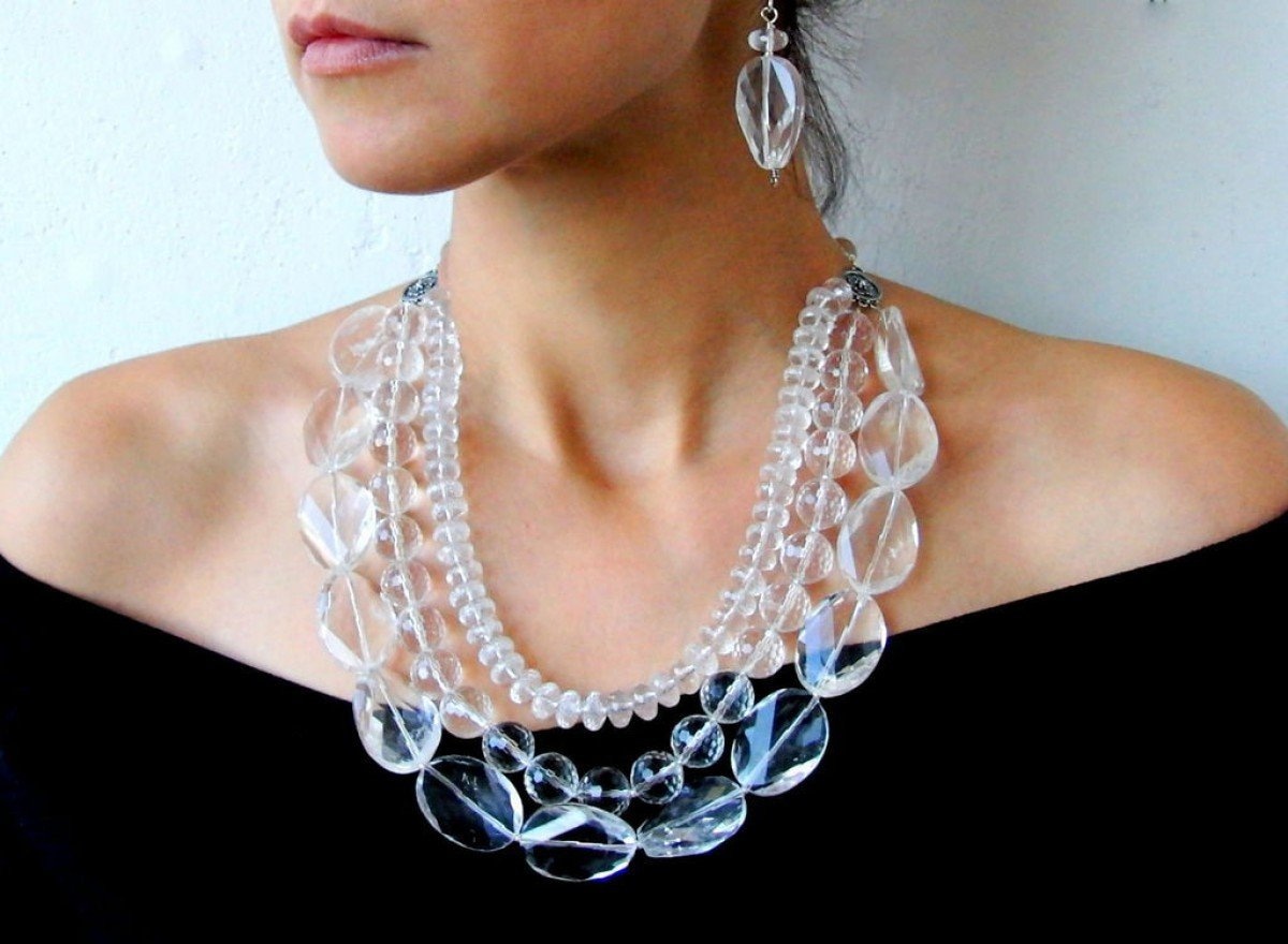 Украшения из стекла и хрусталя страдают от этого: что вы делаете не так при чистке и хранении