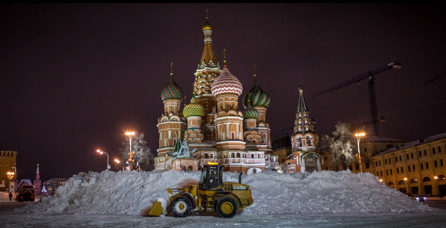 москва в снегу красивое