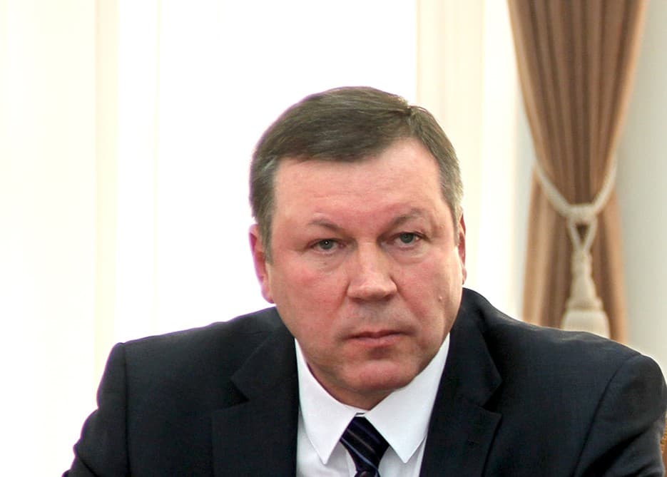 СМИ: глава Новочеркасска Игорь Зюзин задержан за взятку в 2,6 млн рублей