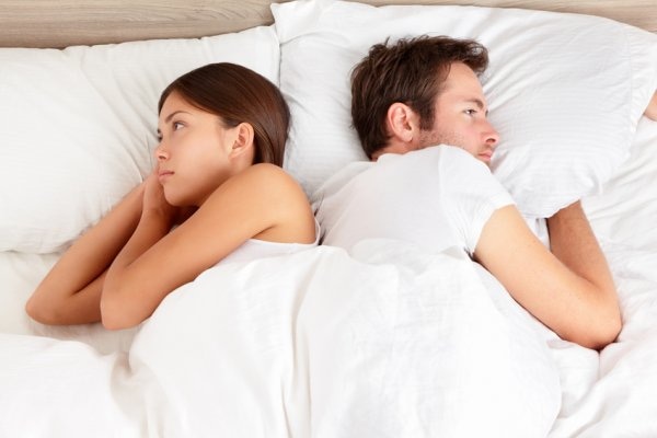 Сон супругов в разных комнатах: есть ли проблема в отношениях