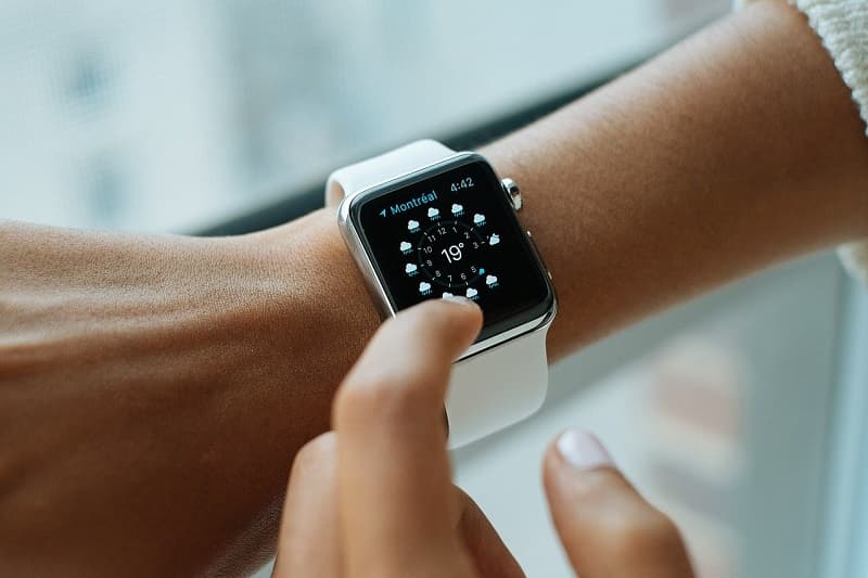 Apple запатентовала модульные часы