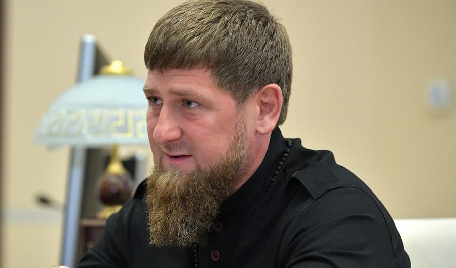 Старший сын Кадырова прошел церемонию посвящения в мужчины