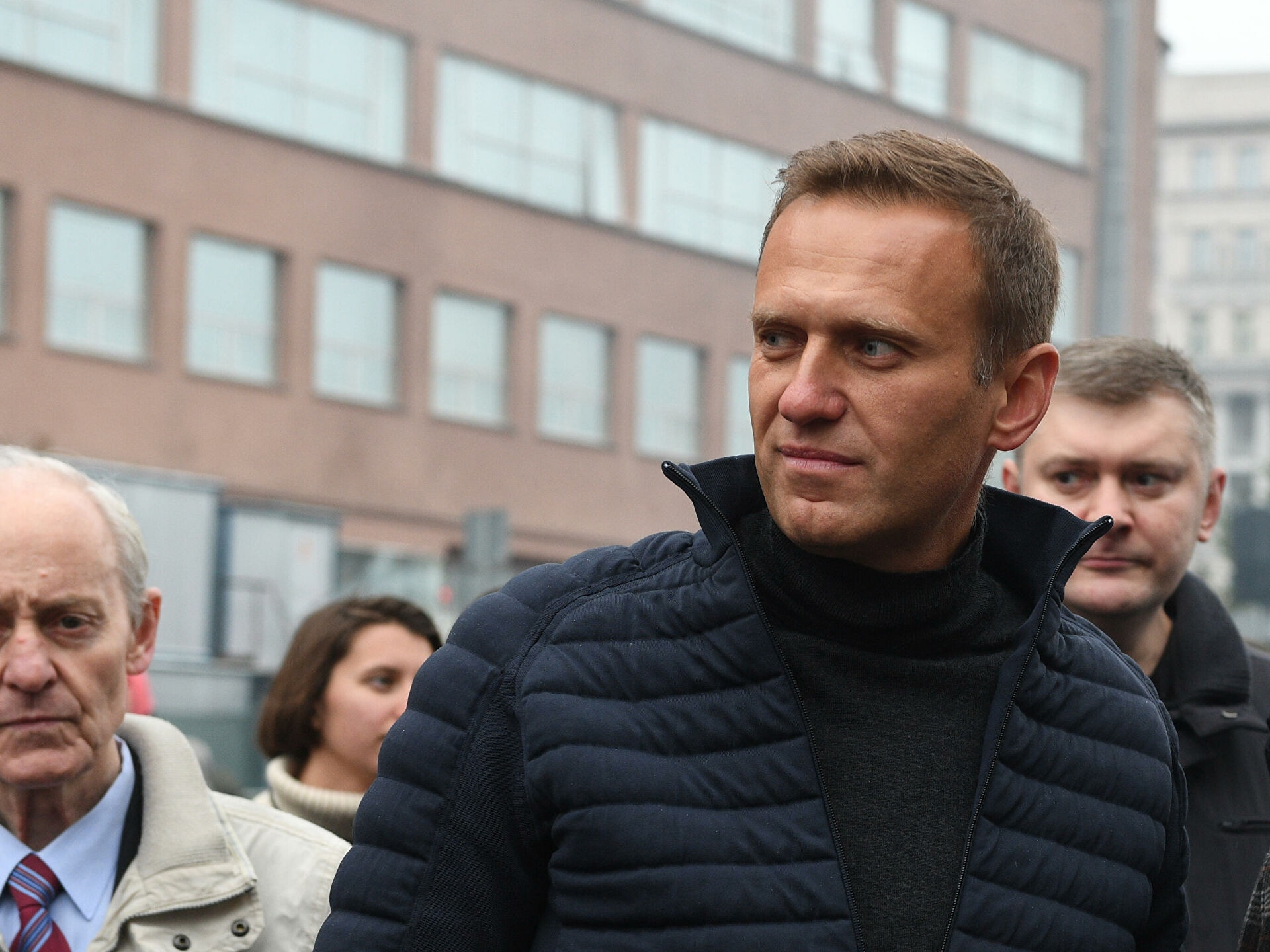 Семейные традиции, похудение в тюрьме и другие факты об Алексее Навальном
