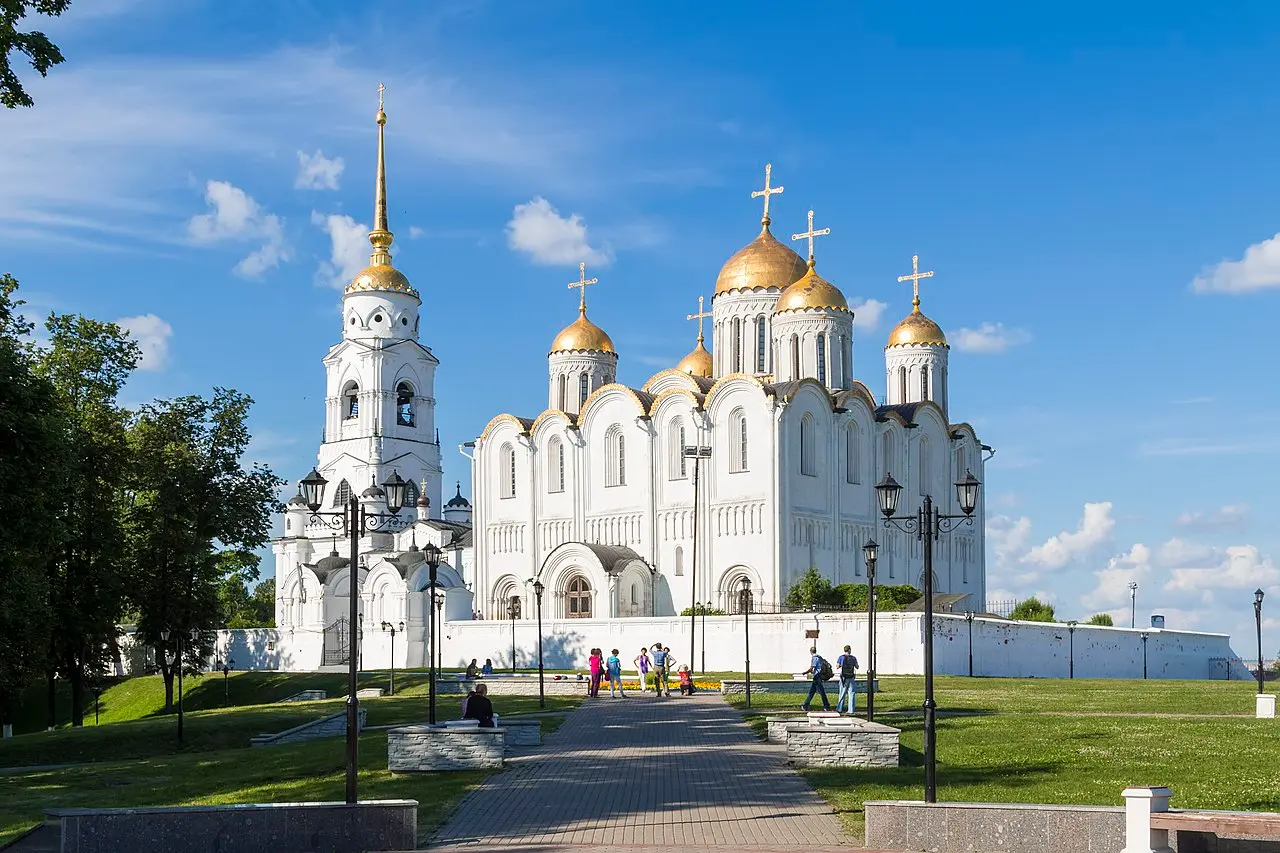 В числе древнейших  Успенский собор во Владимире: история, святыни, факты
