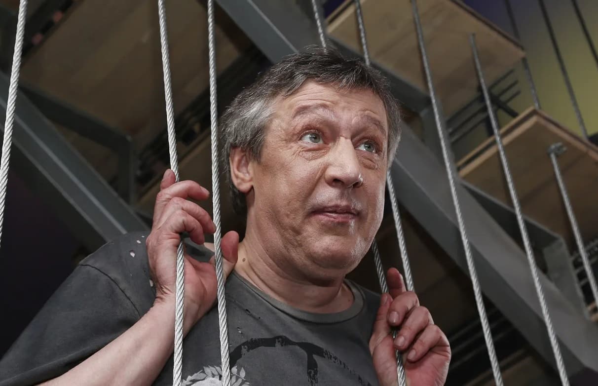 Адвокат: Михаил Ефремов имеет высокие шансы выйти по УДО