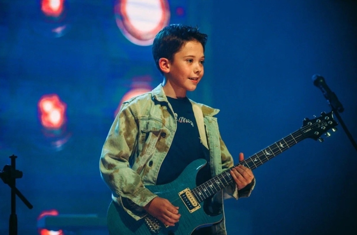 Мерзко наблюдать: Фриске обвинила Шепелева в наживе на ребенке